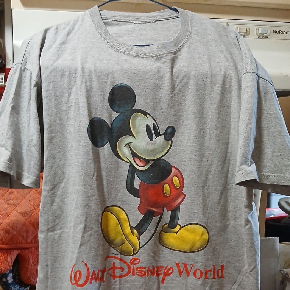 Disney Gray and Red Mickey Mouse Short Sleeve Tee